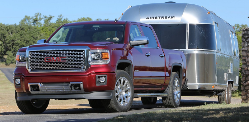 Illustration for article titled The 2015 GMC Sierra Denali Is Like A Stern Father You Fear And Respect